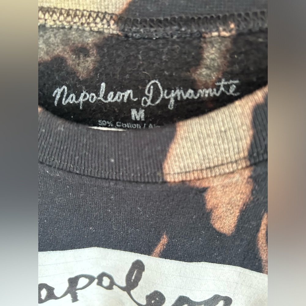Napoleon Dynamite Graphic Sweatshirt Size Medium - Picture 3 of 4